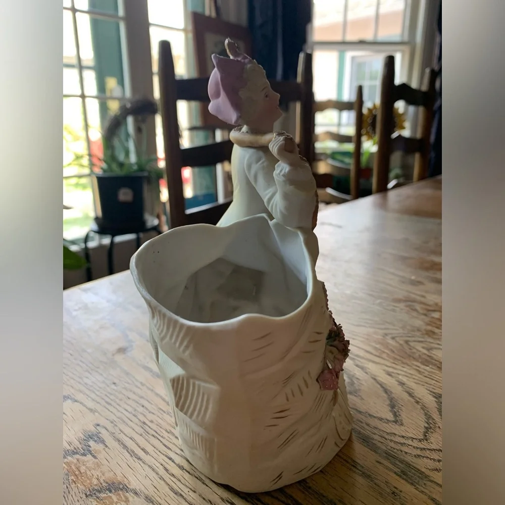 Vintage Colonial Man Spill Vase Pinks Floral Gold Trim Coquette Romantic